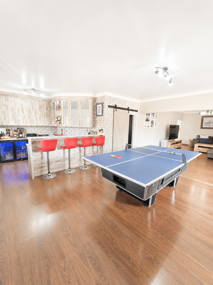 5 Bedroom Property for Sale in Flamwood North West